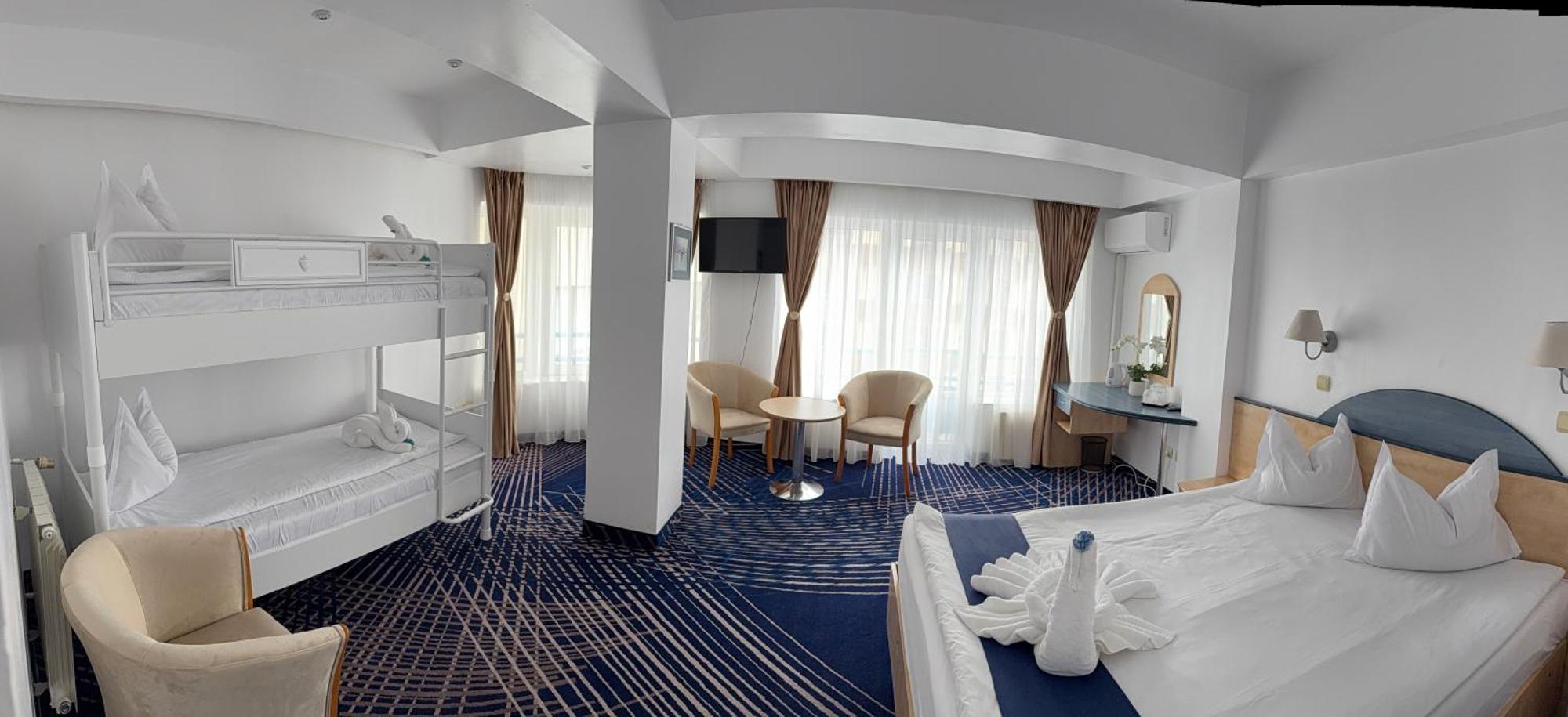 Briza Boutique Hotel ママイア エクステリア 写真